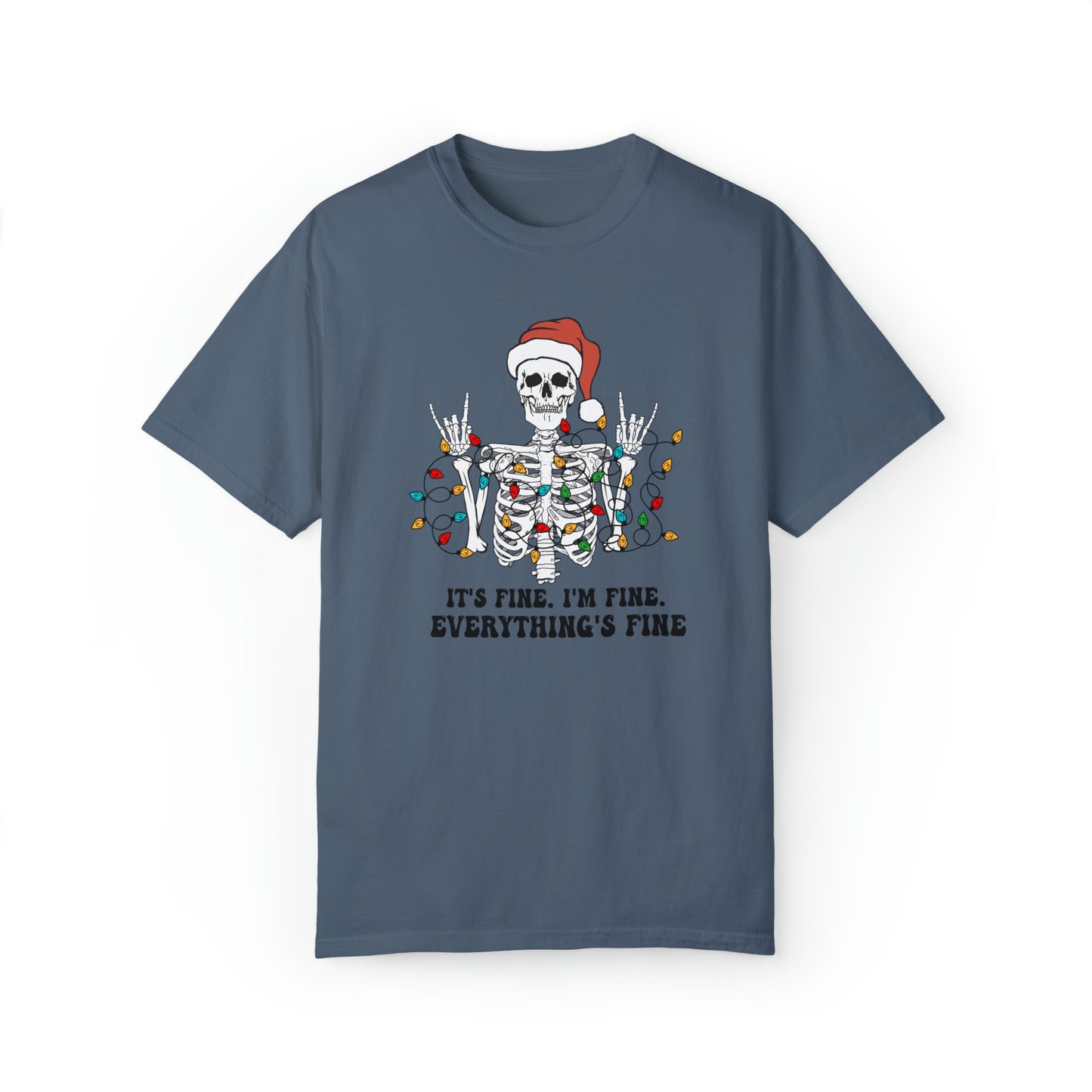 Everything's Fine Skeleton  Christmas T-Shirt