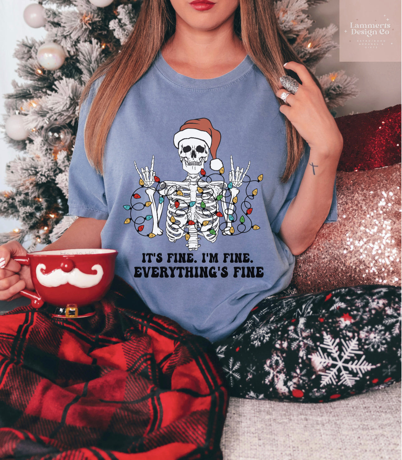 Everything's Fine Skeleton  Christmas T-Shirt